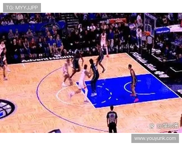 亚当斯解析双塔阵容策略强调防守节奏与进攻对位优势的重要性